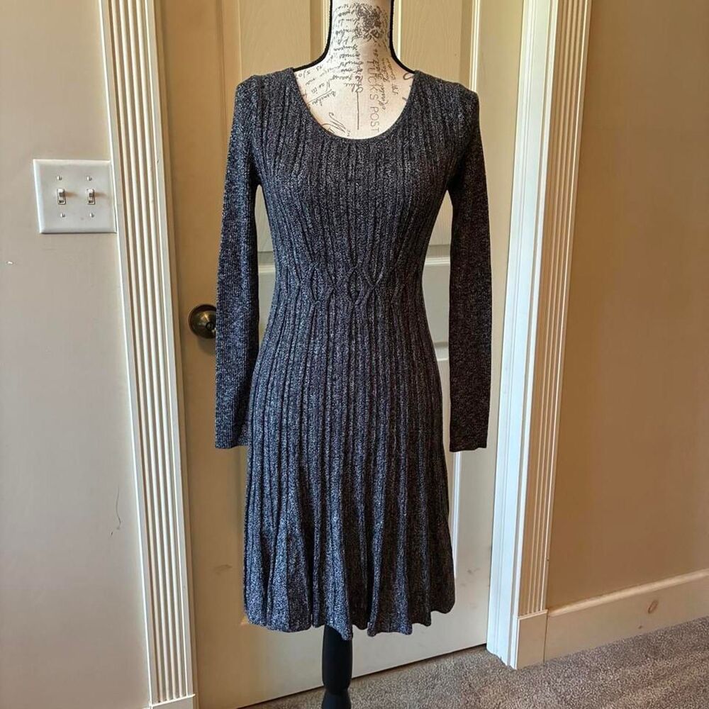 Max-studio Women's Grey and White Dress
